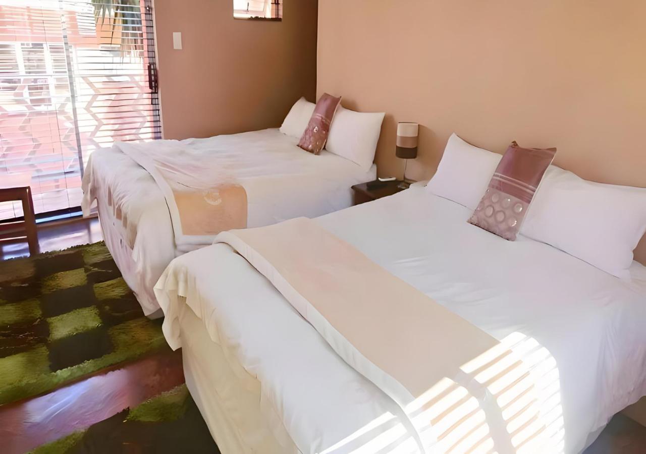 Kzn Park View Guest House Durban Buitenkant foto