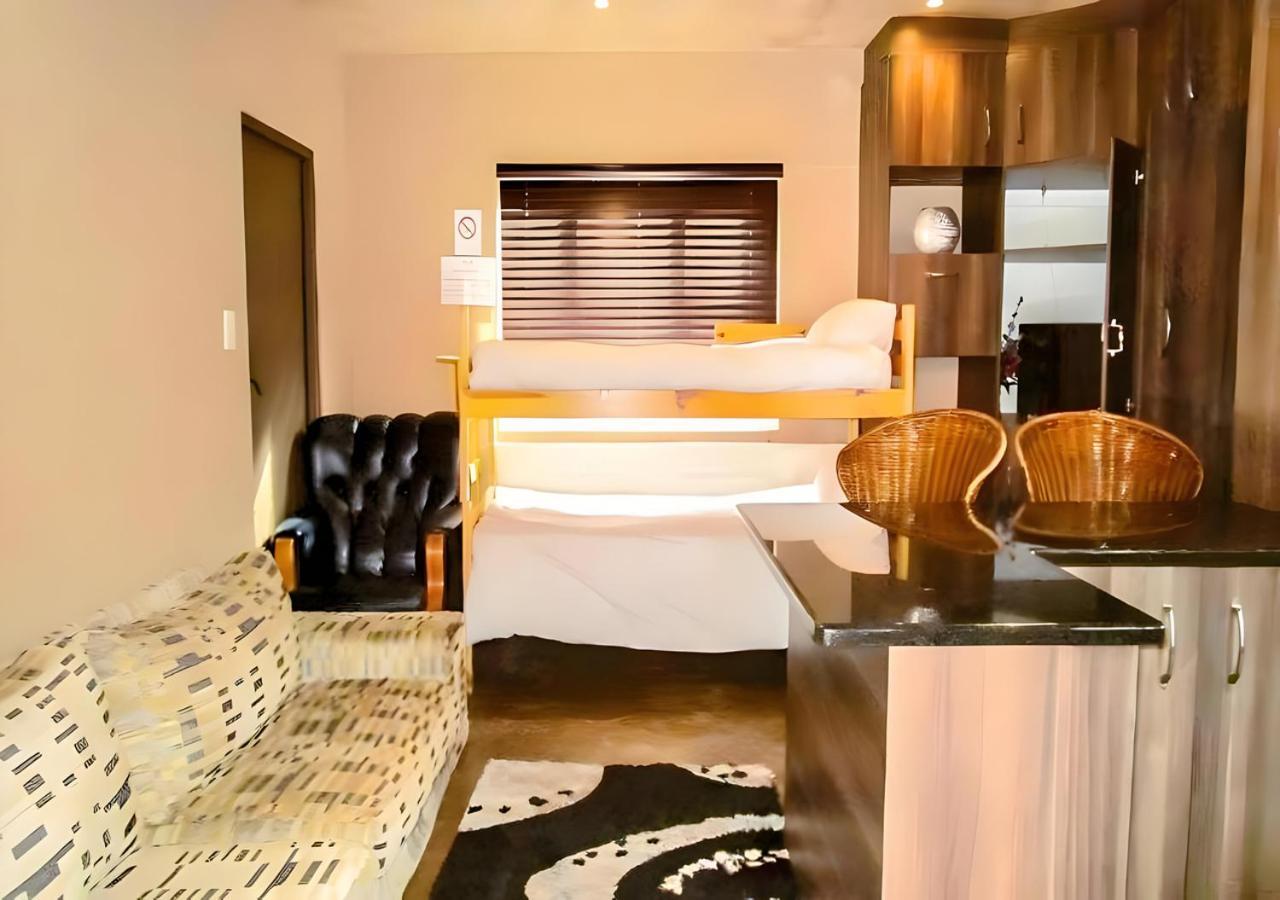 Kzn Park View Guest House Durban Buitenkant foto