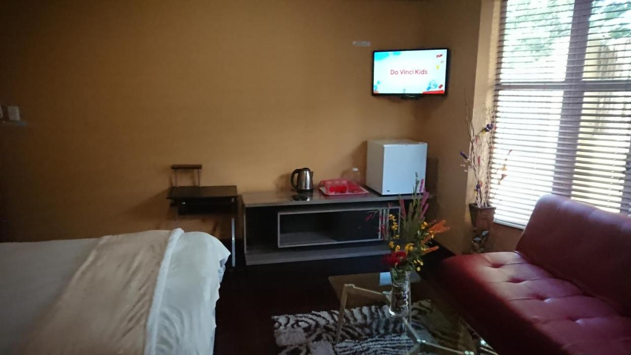 Kzn Park View Guest House Durban Buitenkant foto